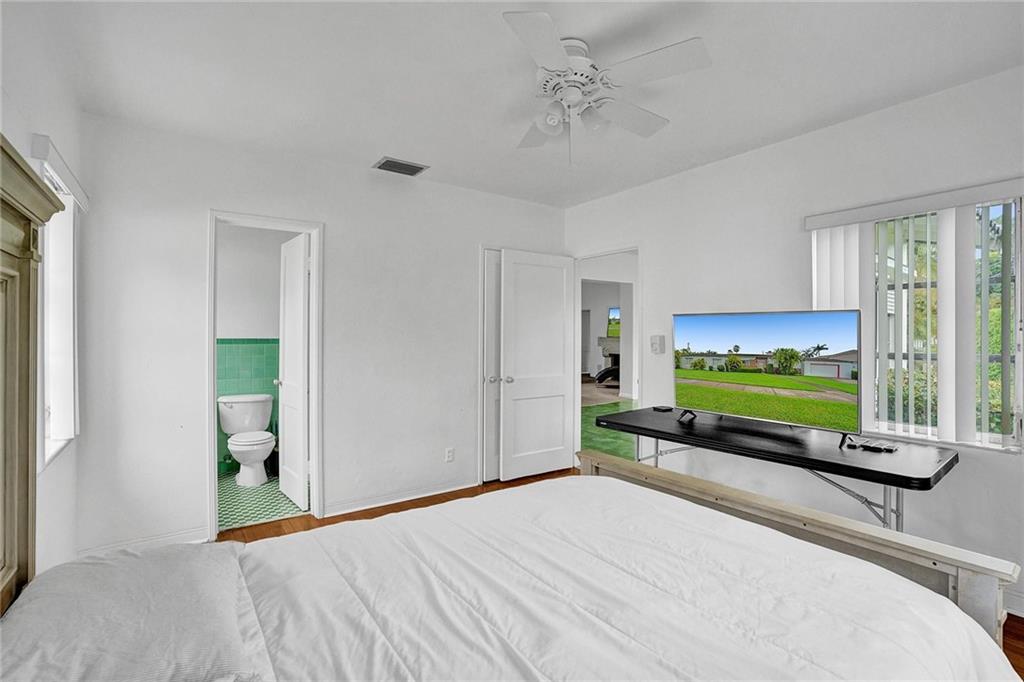 Hollywood Lakes Sec 1-32 - Residential