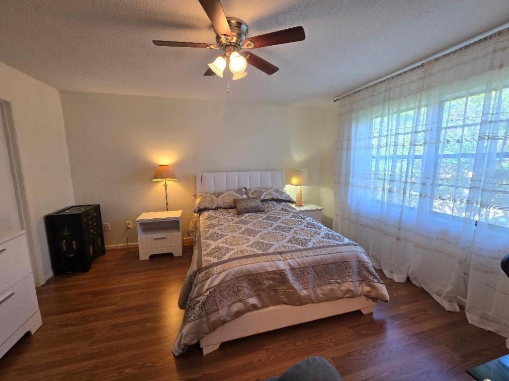 GOLDEN LAKES CONDO - Residential