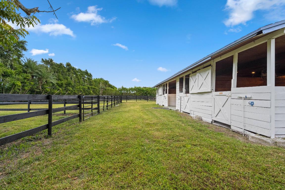 Palm Glade - Residential Lease