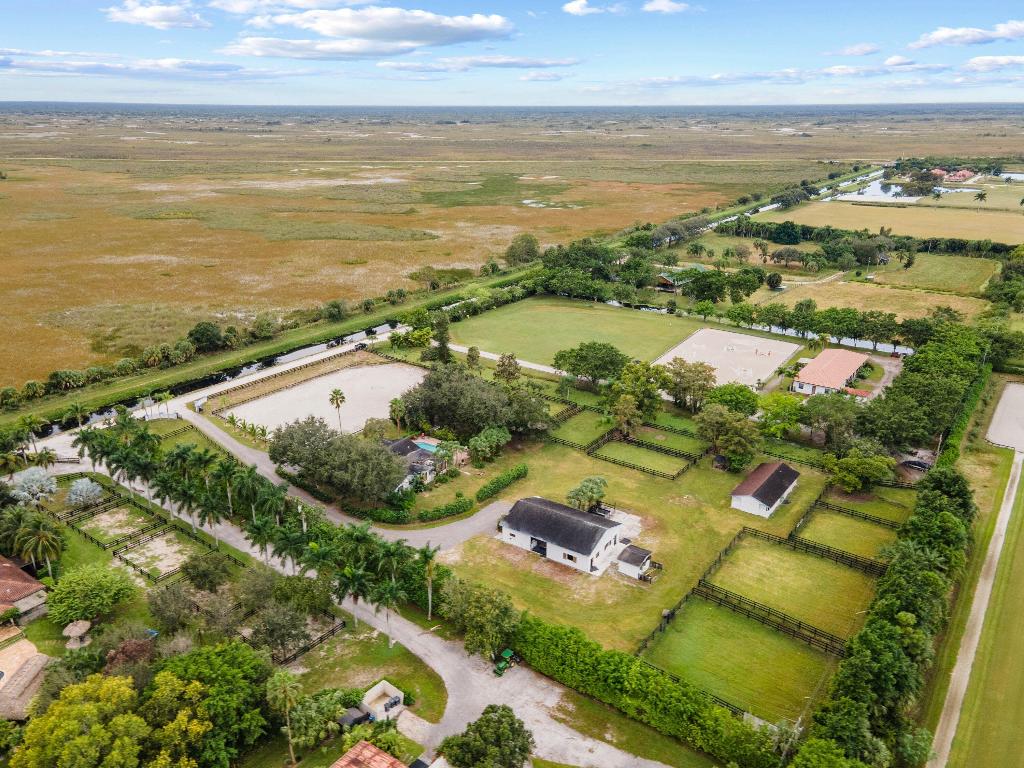 Palm Glade - Residential Lease