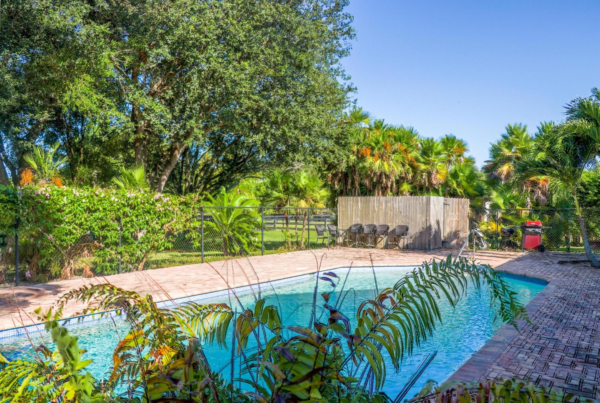 Palm Glade - Residential Lease