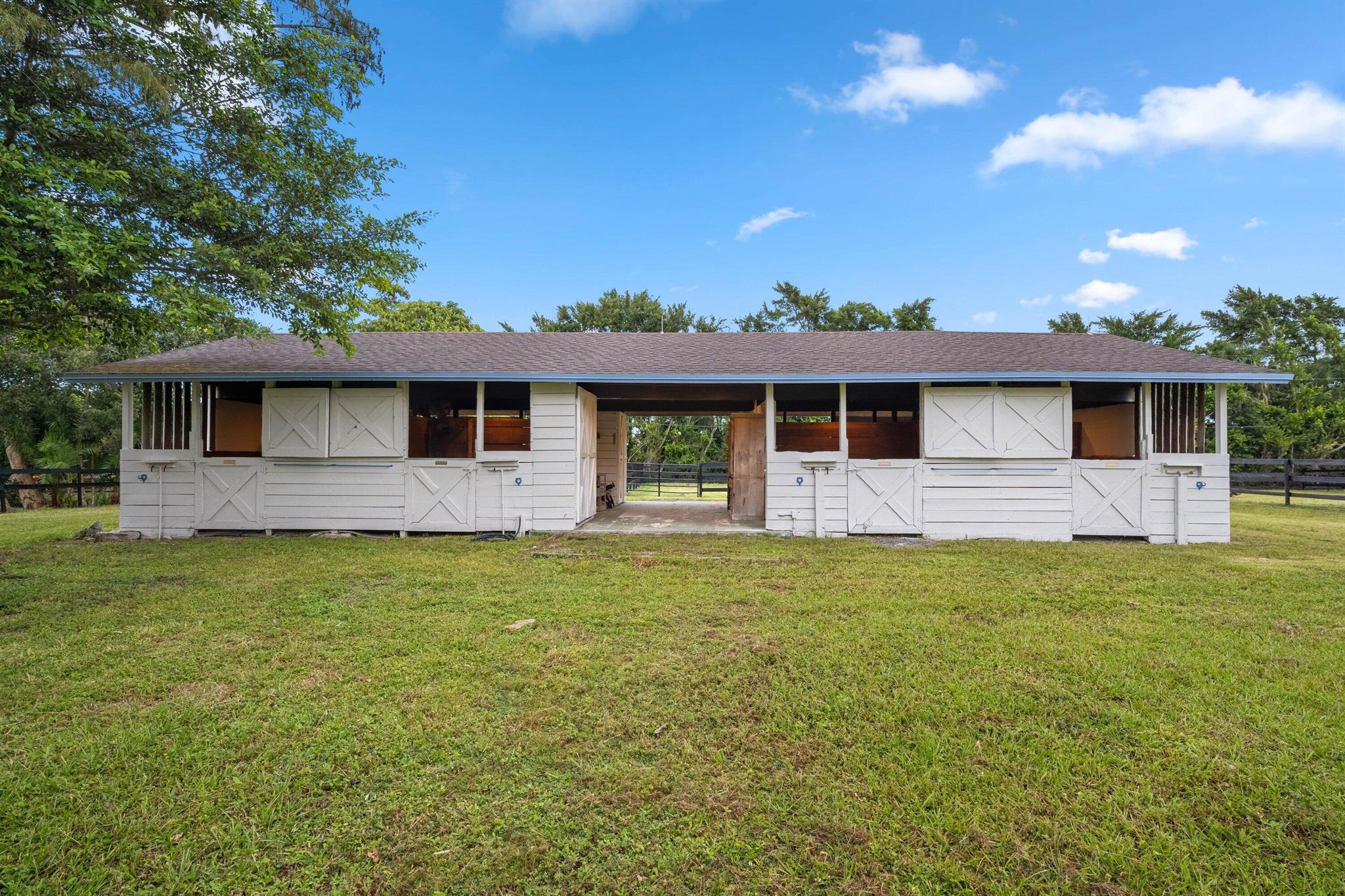 Palm Glade - Residential Lease