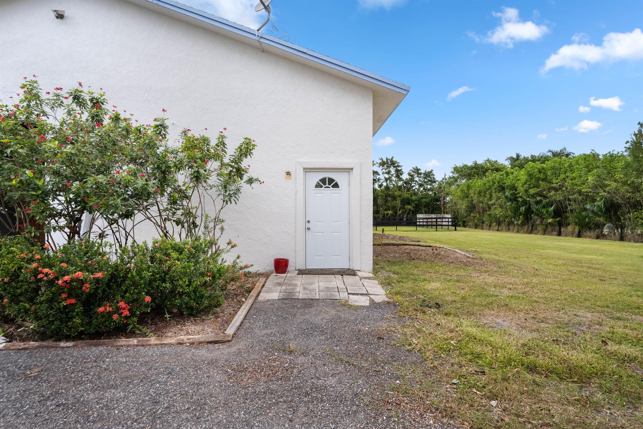 Palm Glade - Residential Lease