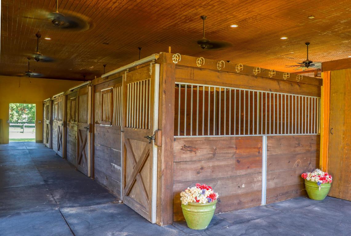 Palm Glade - Residential Lease