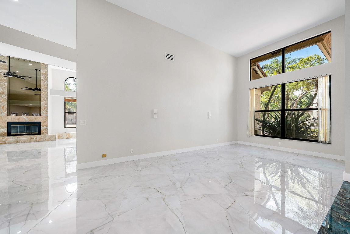 EAGLE TRACE - Residential