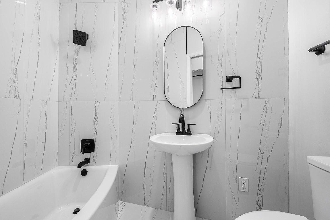 EAGLE TRACE - Residential