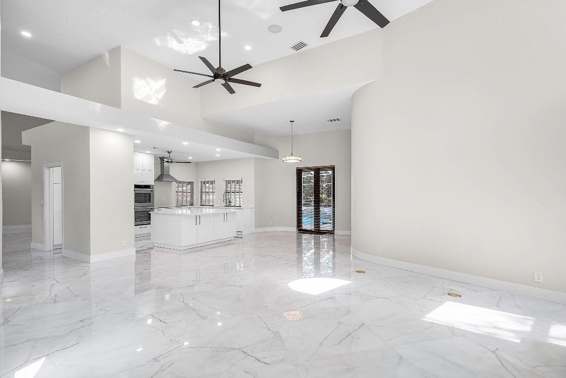 EAGLE TRACE - Residential