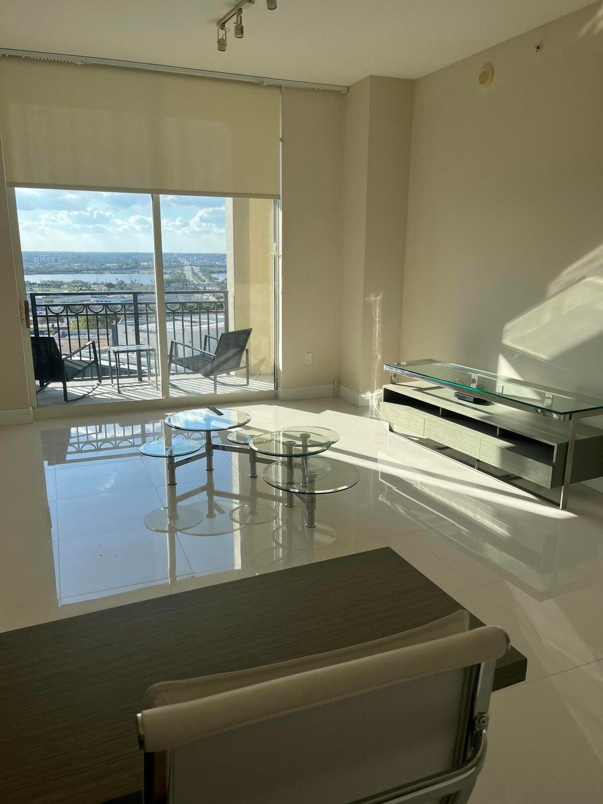CITYPLACE SOUTH TOWER CONDO - Residential Lease