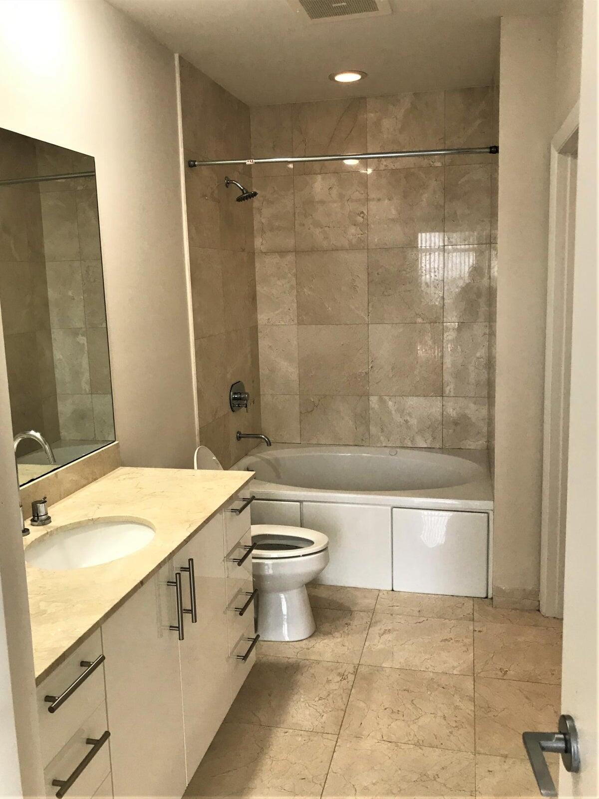 CITYPLACE SOUTH TOWER CONDO - Residential Lease