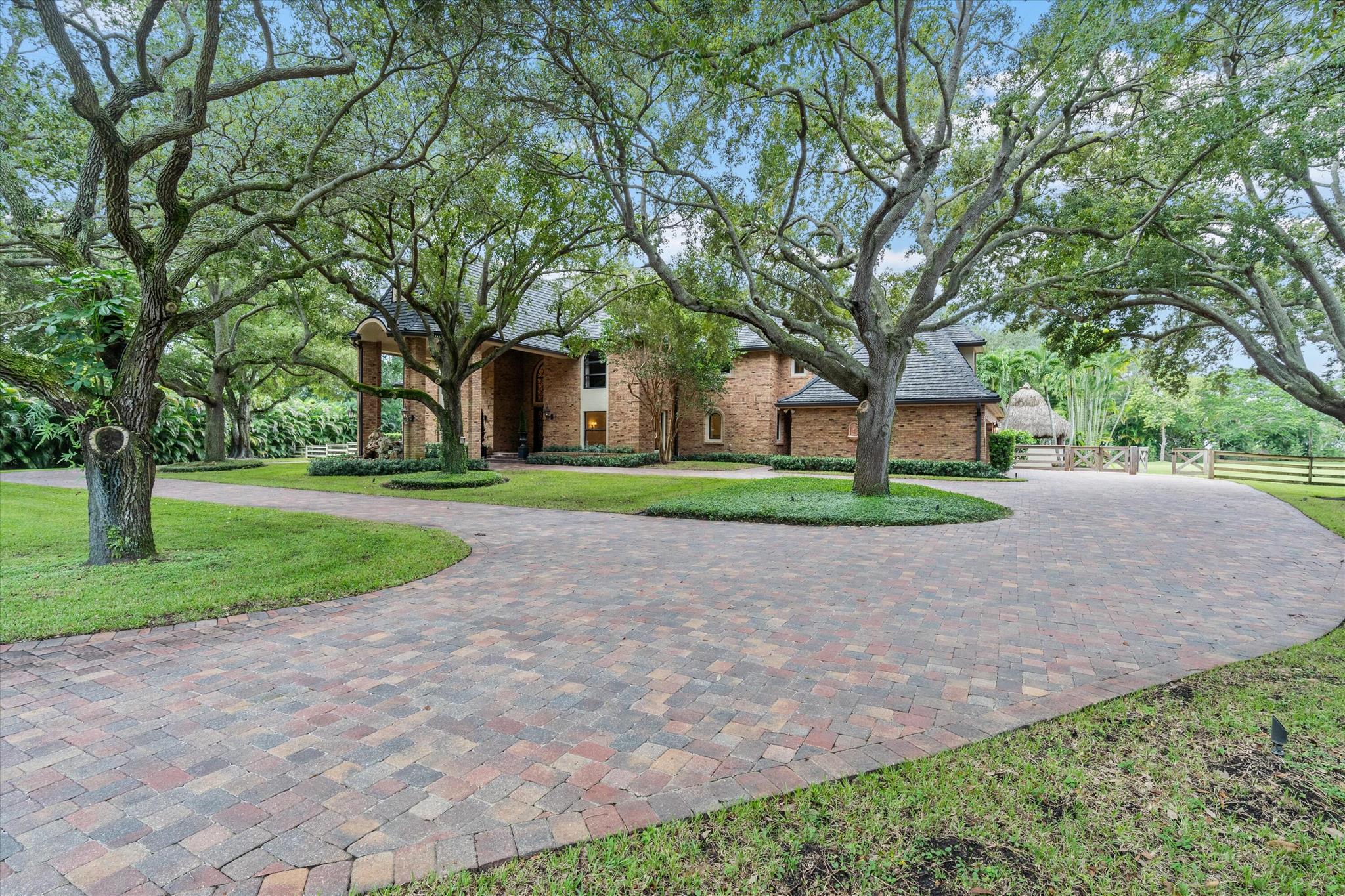 HORSESHOE ACRES WEST - Residential