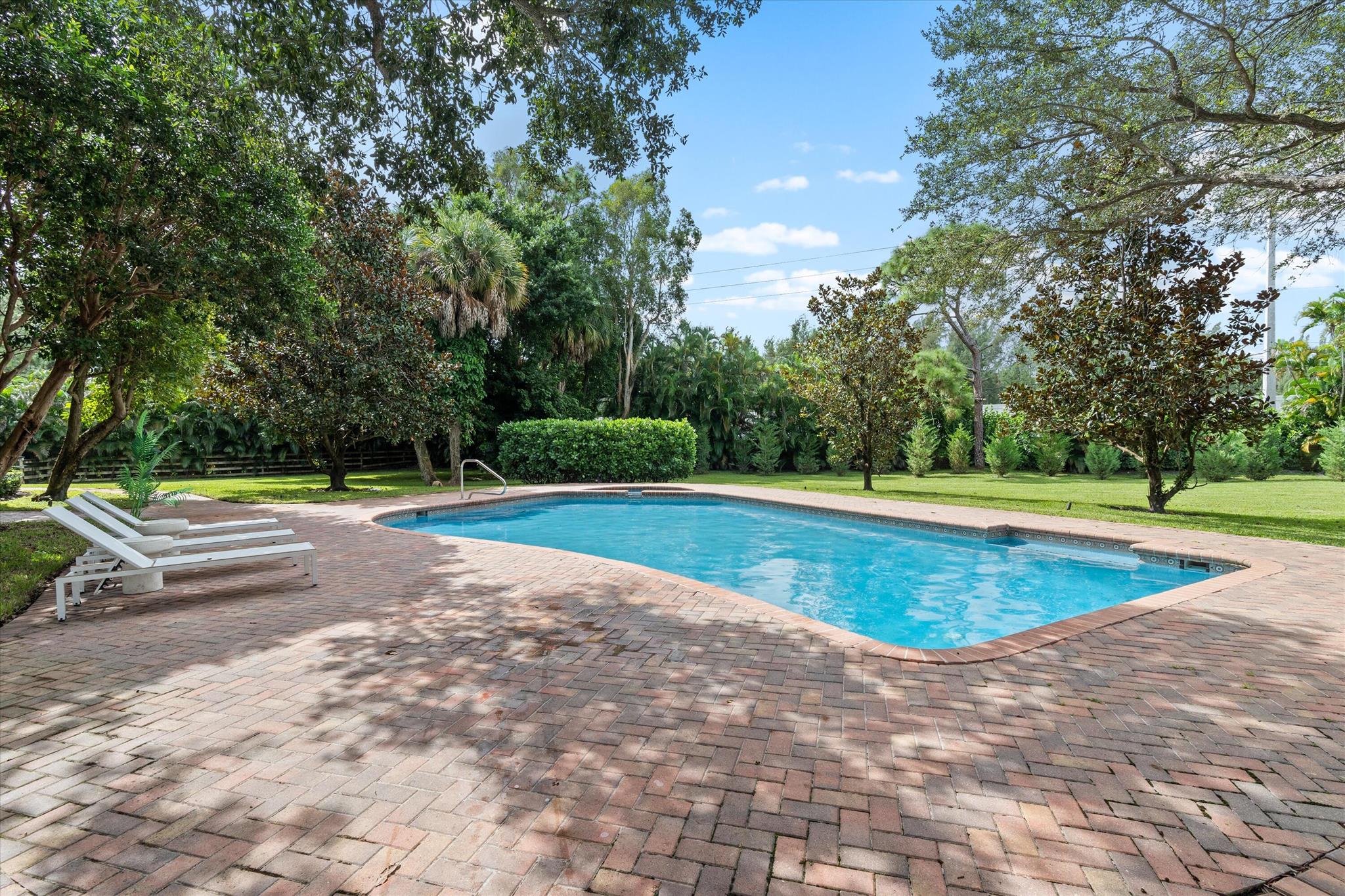 HORSESHOE ACRES WEST - Residential