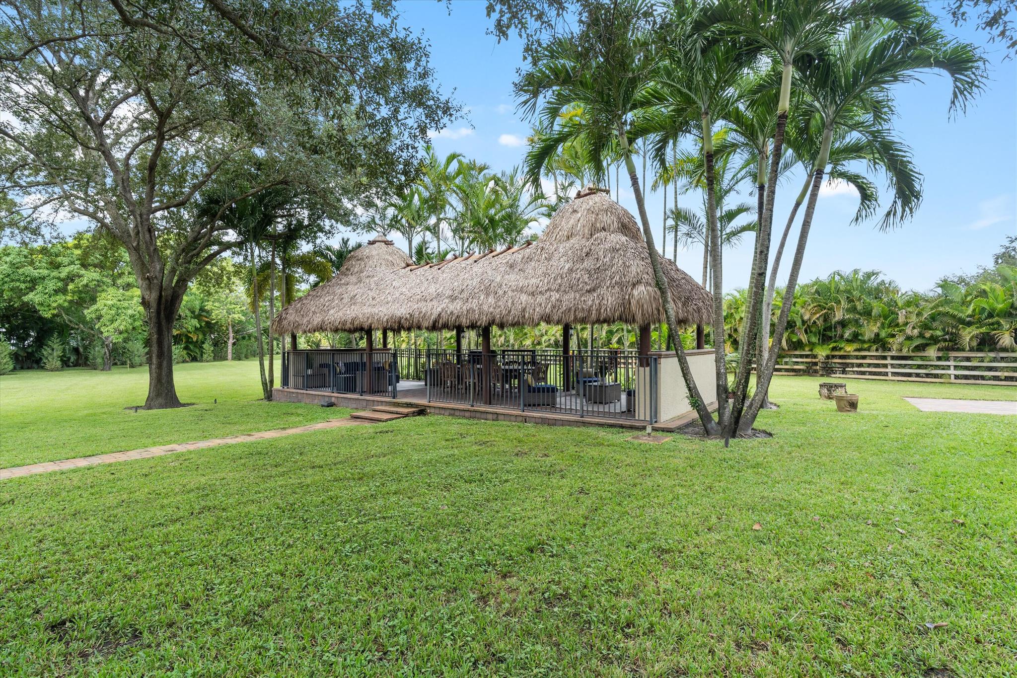 HORSESHOE ACRES WEST - Residential