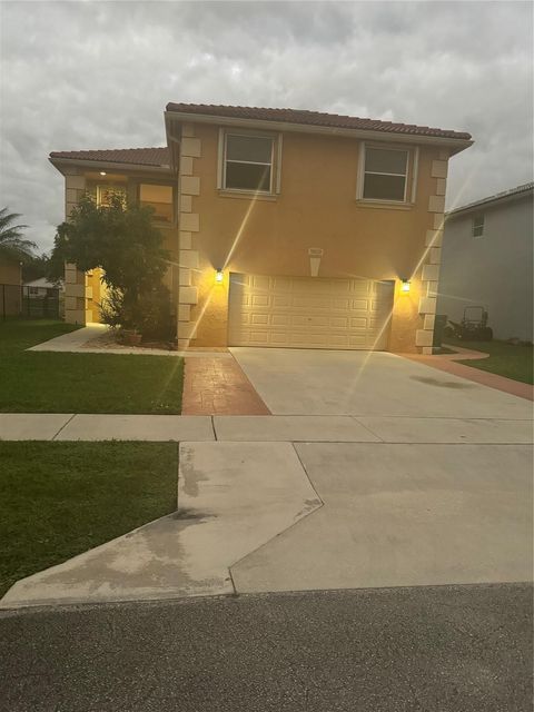 A home in Cooper City