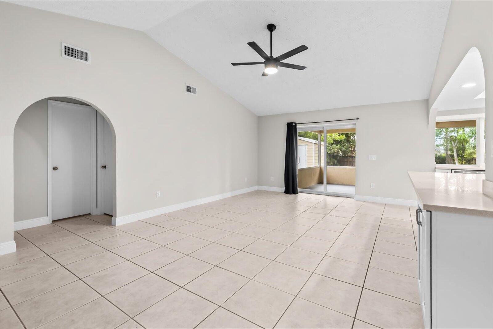 PORT ST LUCIE SECTION 13 - Residential Lease