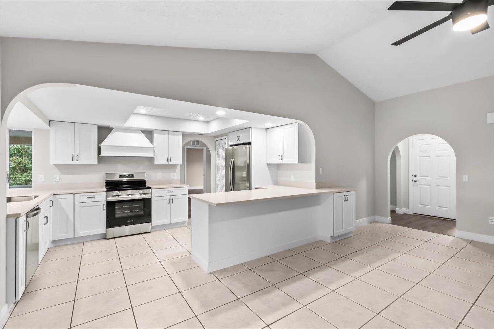 PORT ST LUCIE SECTION 13 - Residential Lease