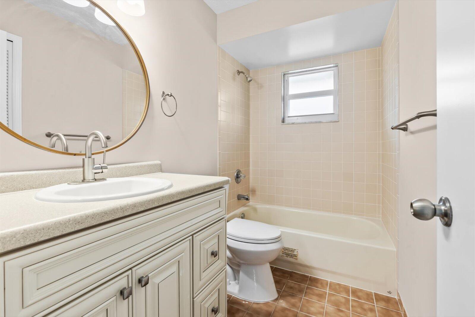 PORT ST LUCIE SECTION 13 - Residential Lease