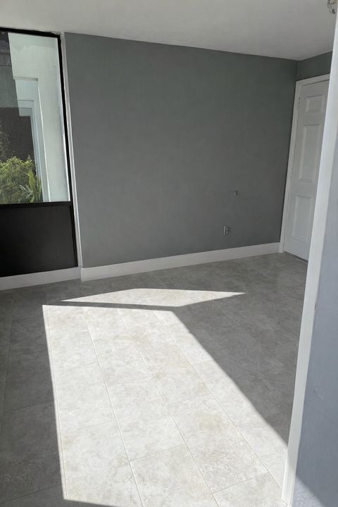 Tiny photo for 4052 N Pine Island Road #1c, Sunrise, FL 33351 (MLS # B26005874)