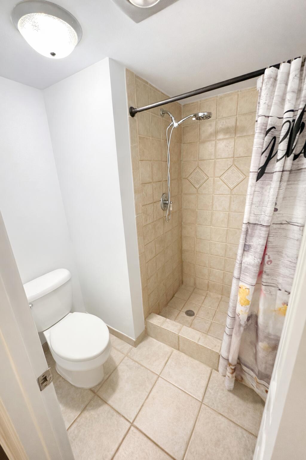 PEBBLE SPRINGS CONDOMINIUM - Residential