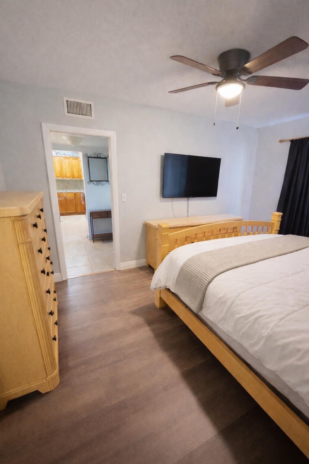 PEBBLE SPRINGS CONDOMINIUM - Residential