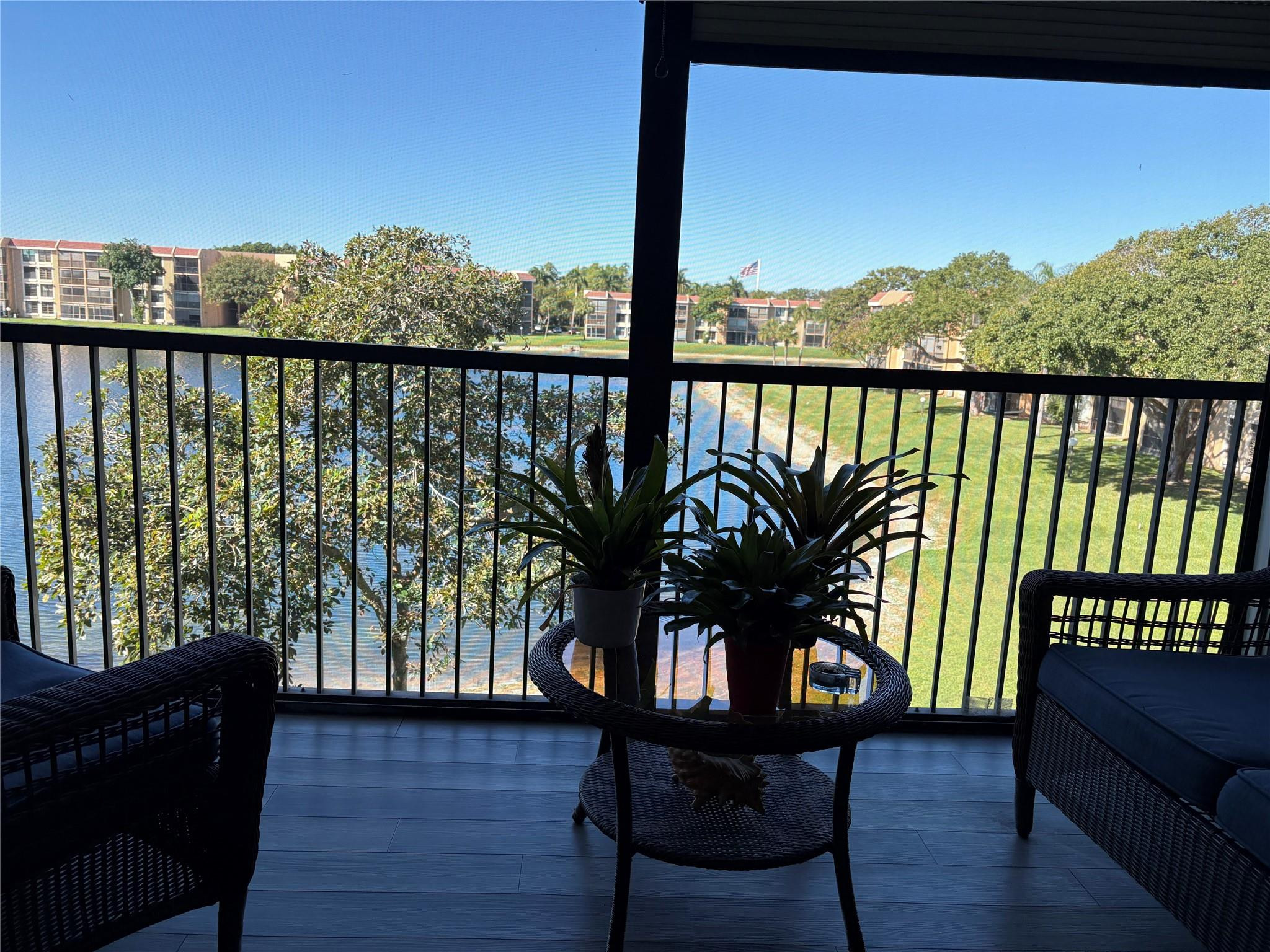 CORAL GATE - Residential