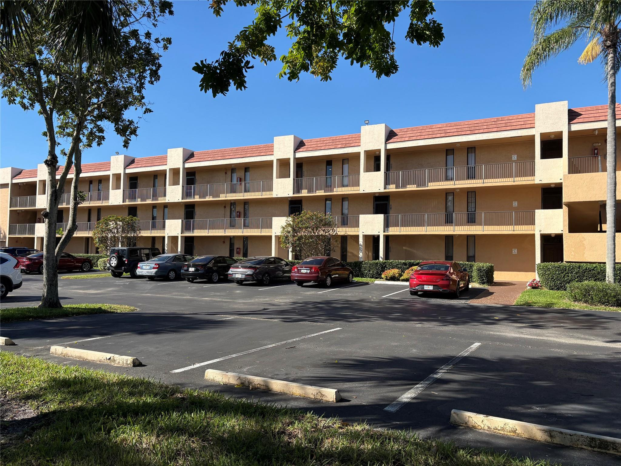 5926 Coral Lake Drive 302