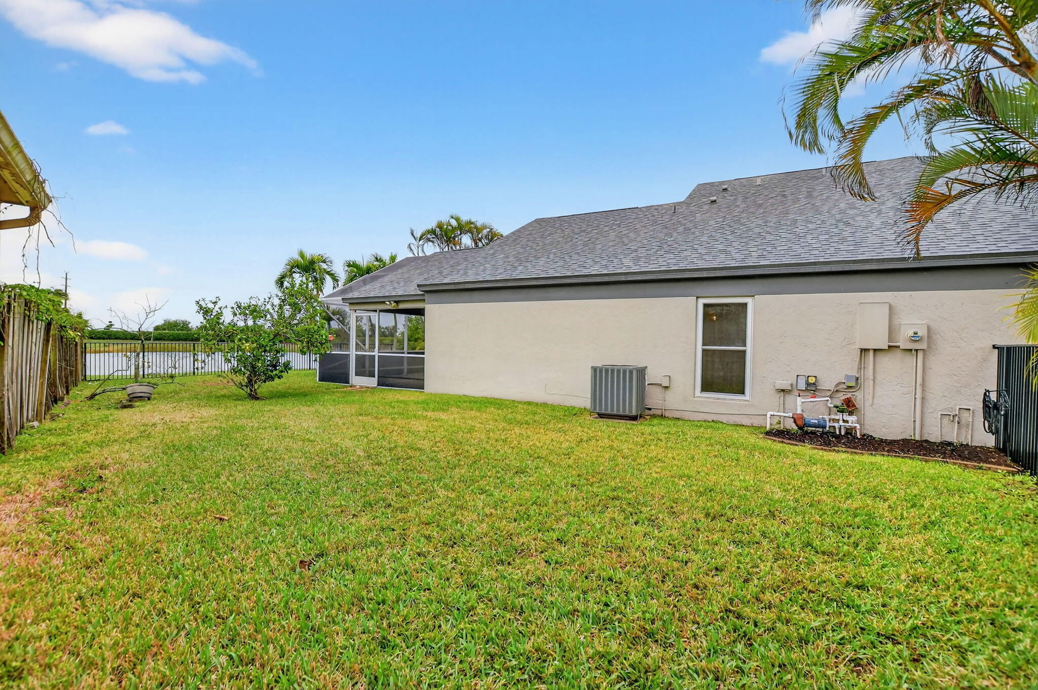 BOCA WINDS PAR F - Residential