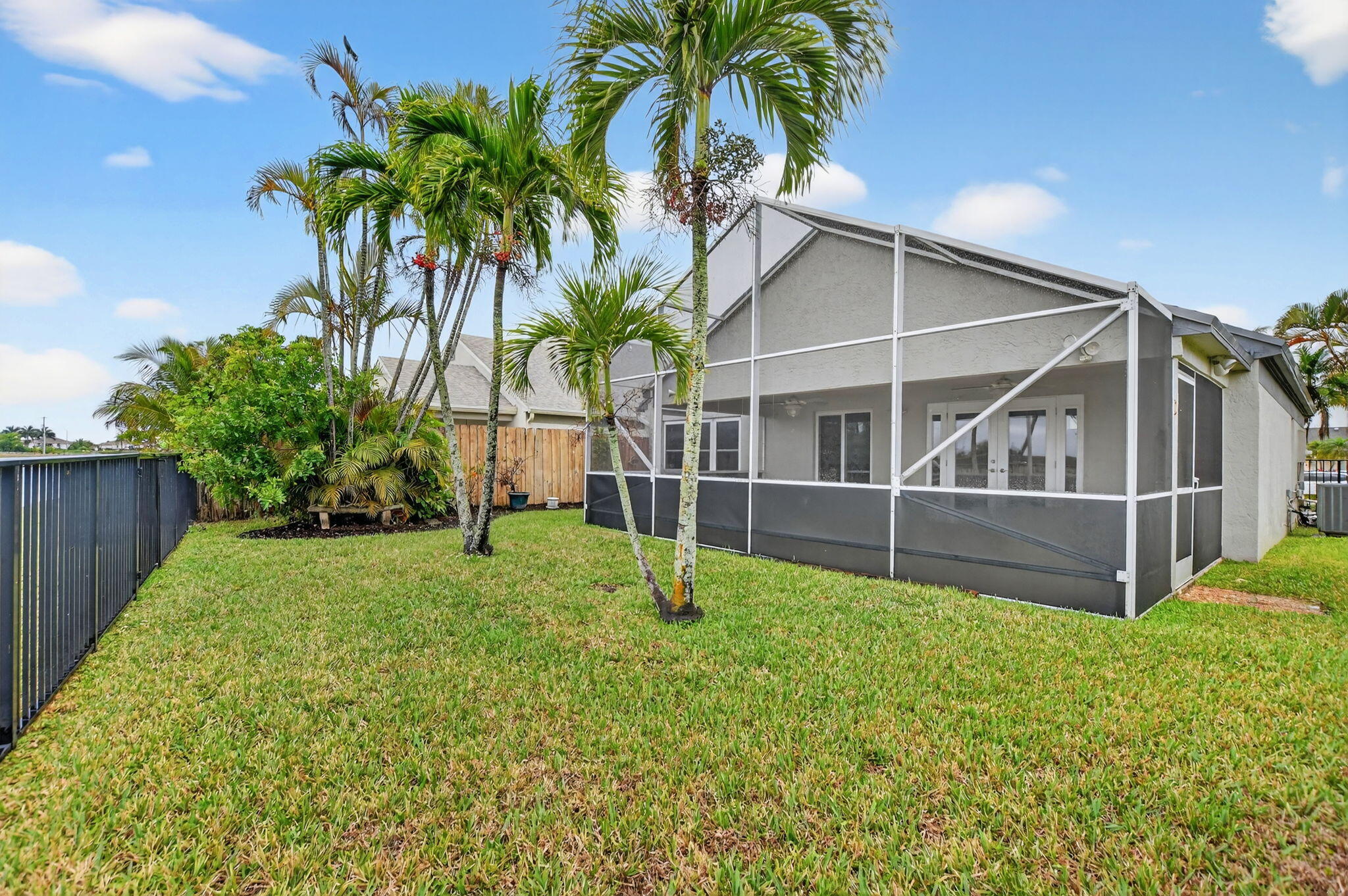 BOCA WINDS PAR F - Residential