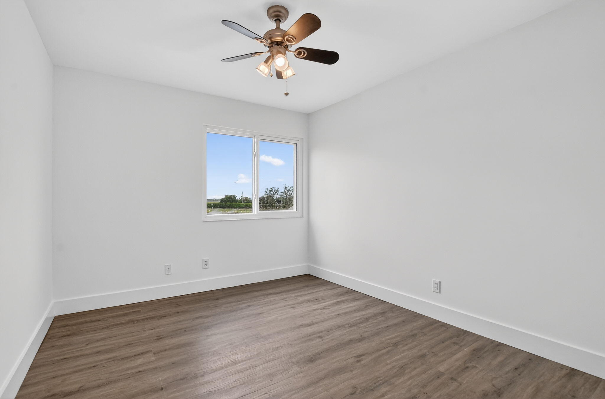 BOCA WINDS PAR F - Residential