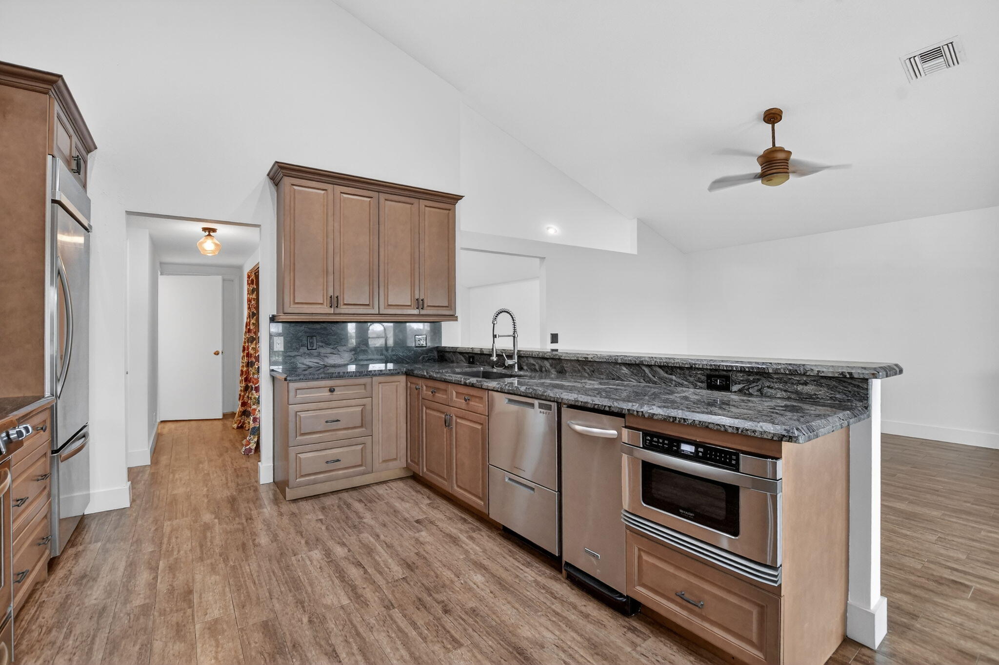 BOCA WINDS PAR F - Residential