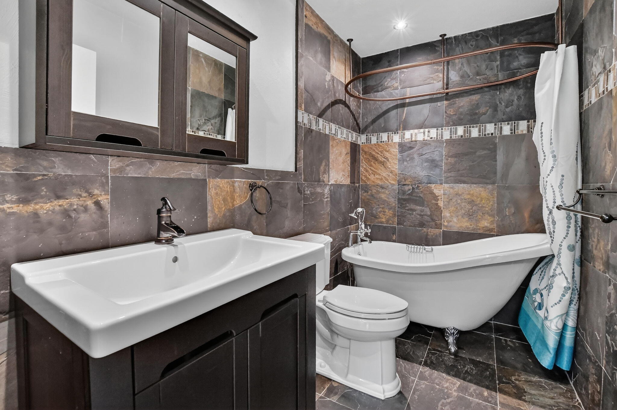 BOCA WINDS PAR F - Residential