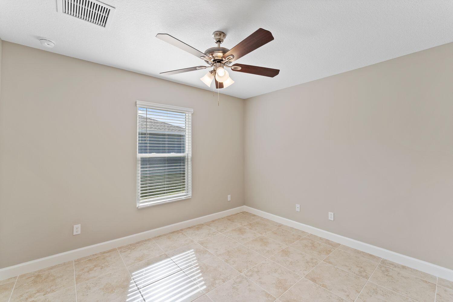 PORT ST LUCIE SECTION 6 - Residential Lease