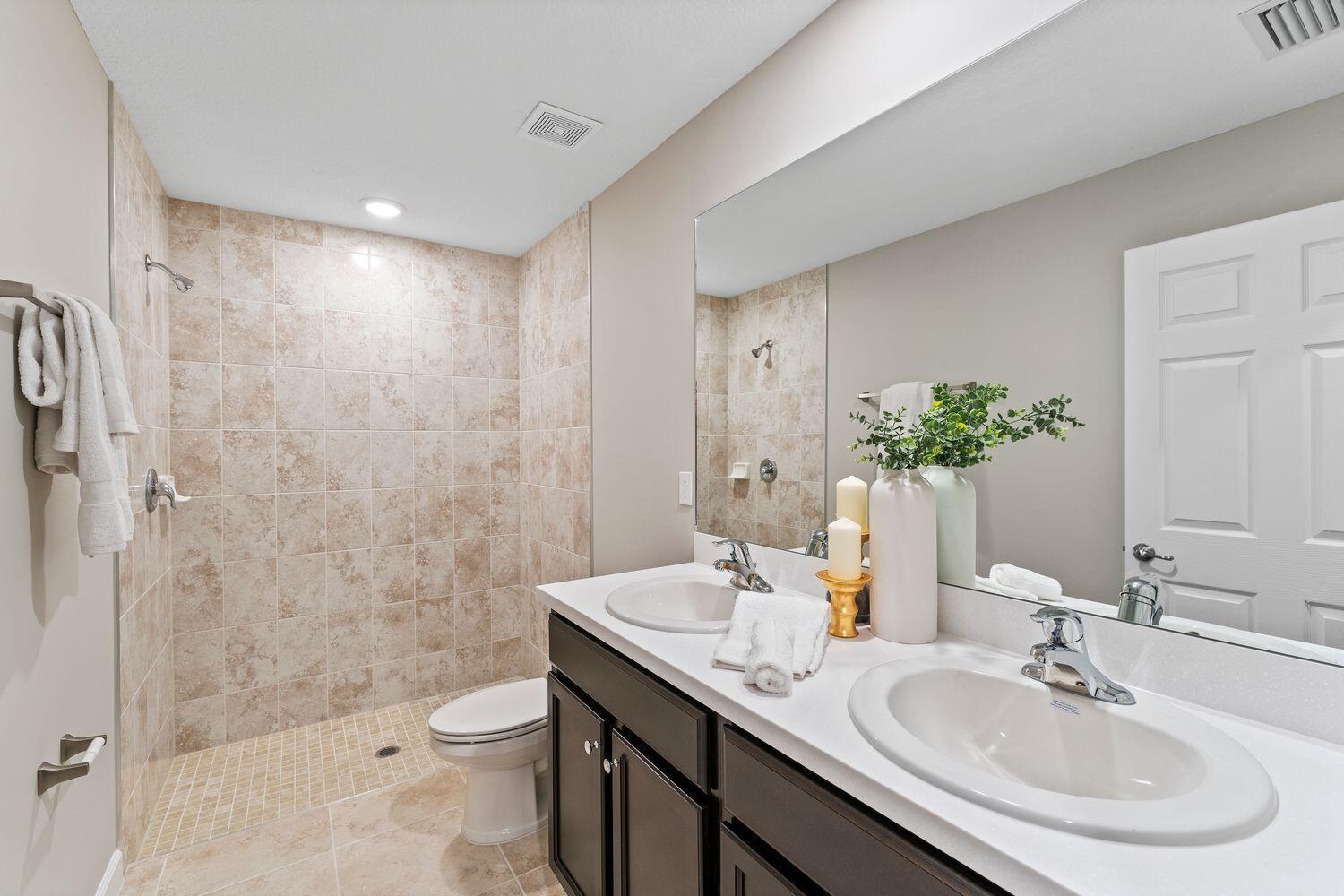 PORT ST LUCIE SECTION 6 - Residential Lease