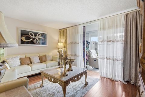 Tiny photo for 3286 Arcara Way #306, Lake Worth, FL 33467 (MLS # B26013472)
