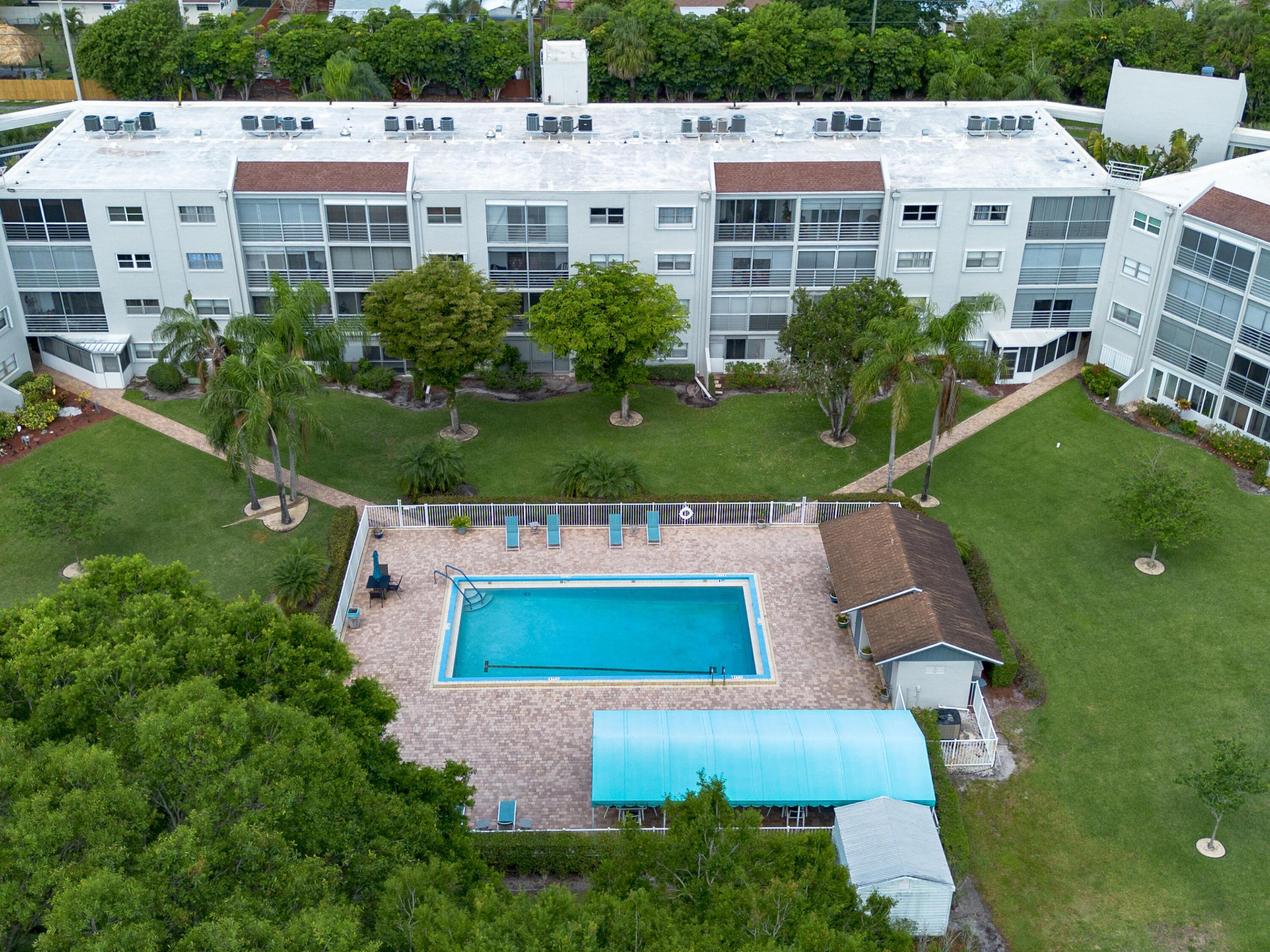 DORCHESTER AT POINCIANA CONDO - Residential