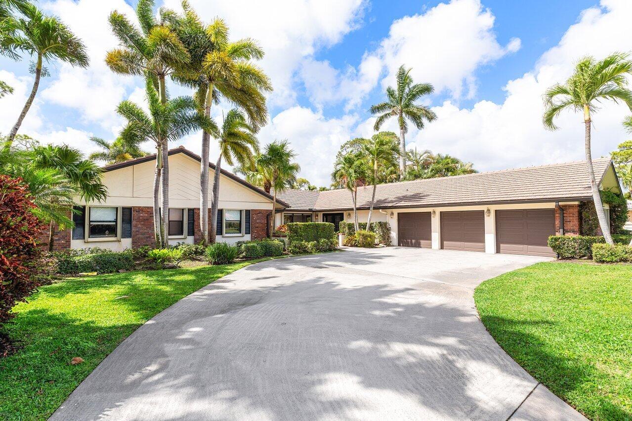 477 Glenbrook Drive