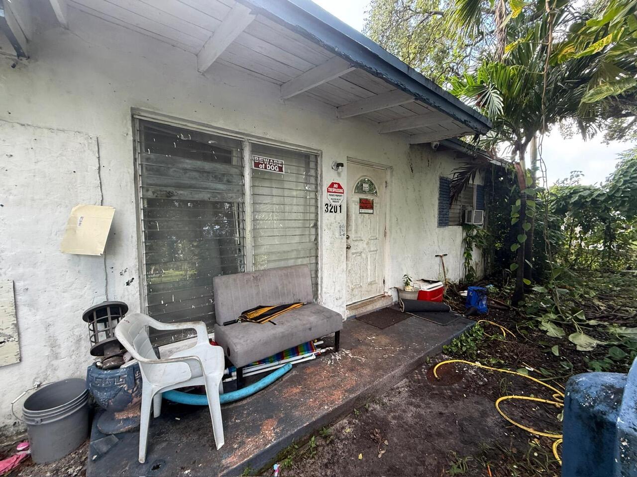 LAKE FOREST SEC 4 - Residential