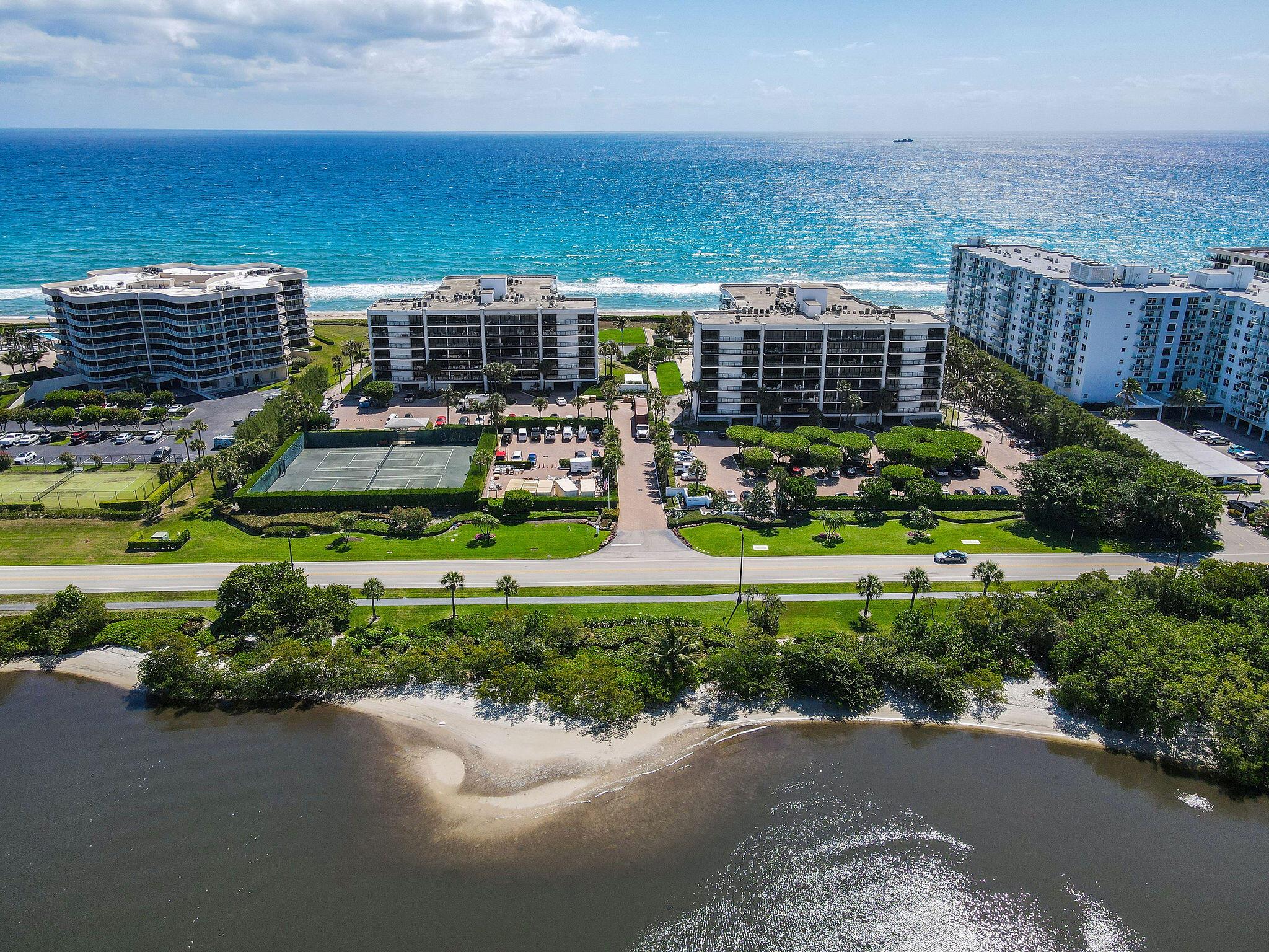 HALCYON OF PALM BEACH - Residential Lease