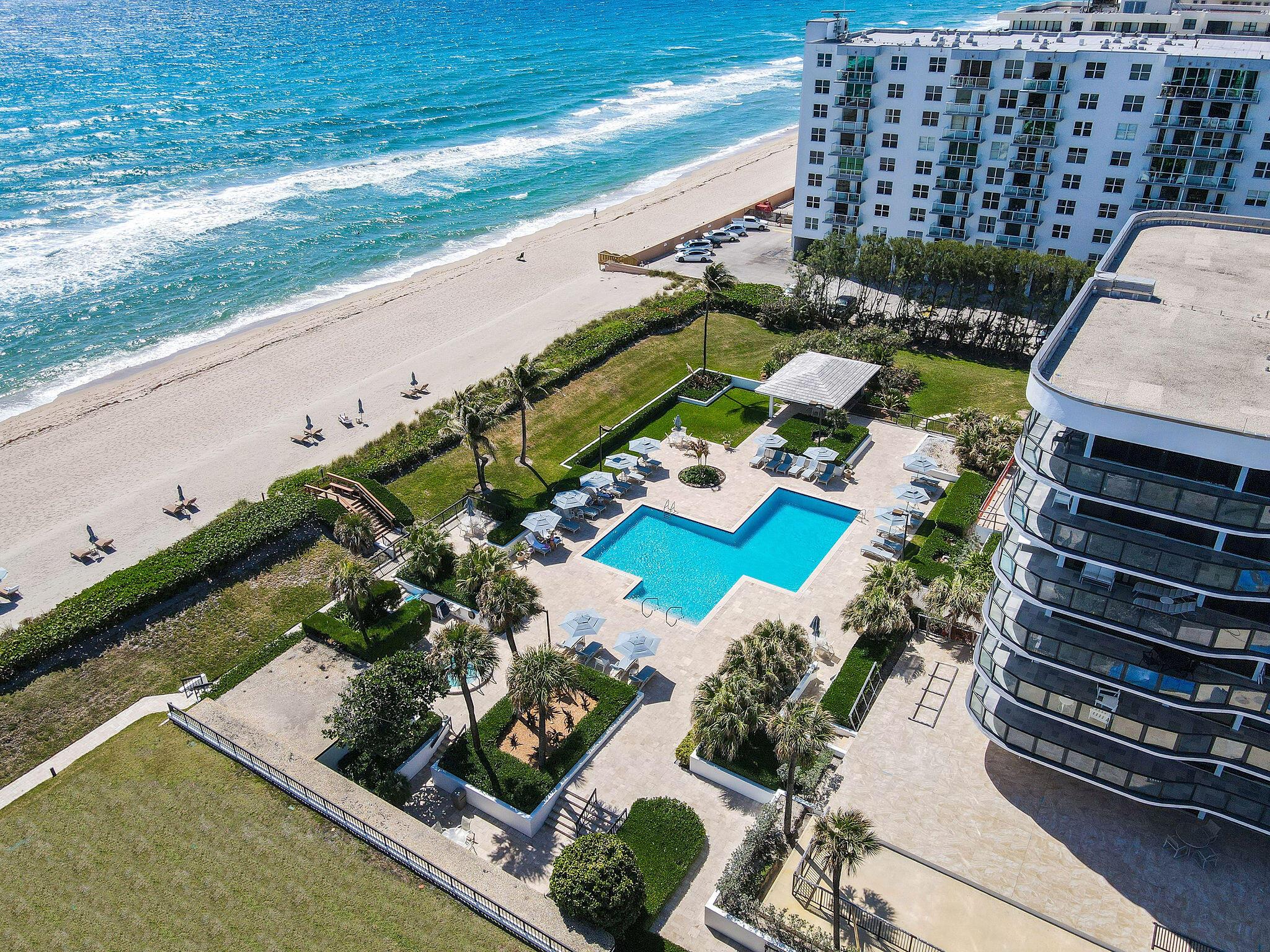 HALCYON OF PALM BEACH - Residential Lease