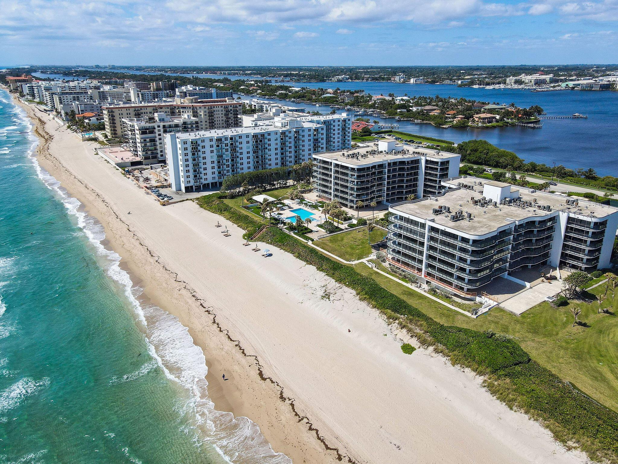 HALCYON OF PALM BEACH - Residential Lease