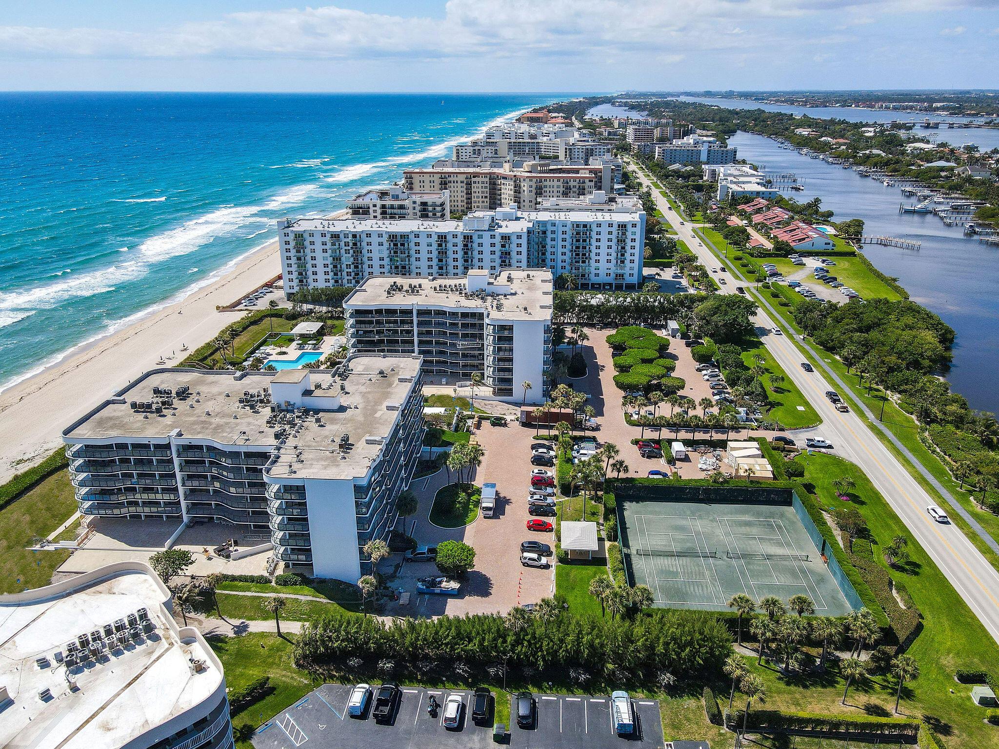 HALCYON OF PALM BEACH - Residential Lease