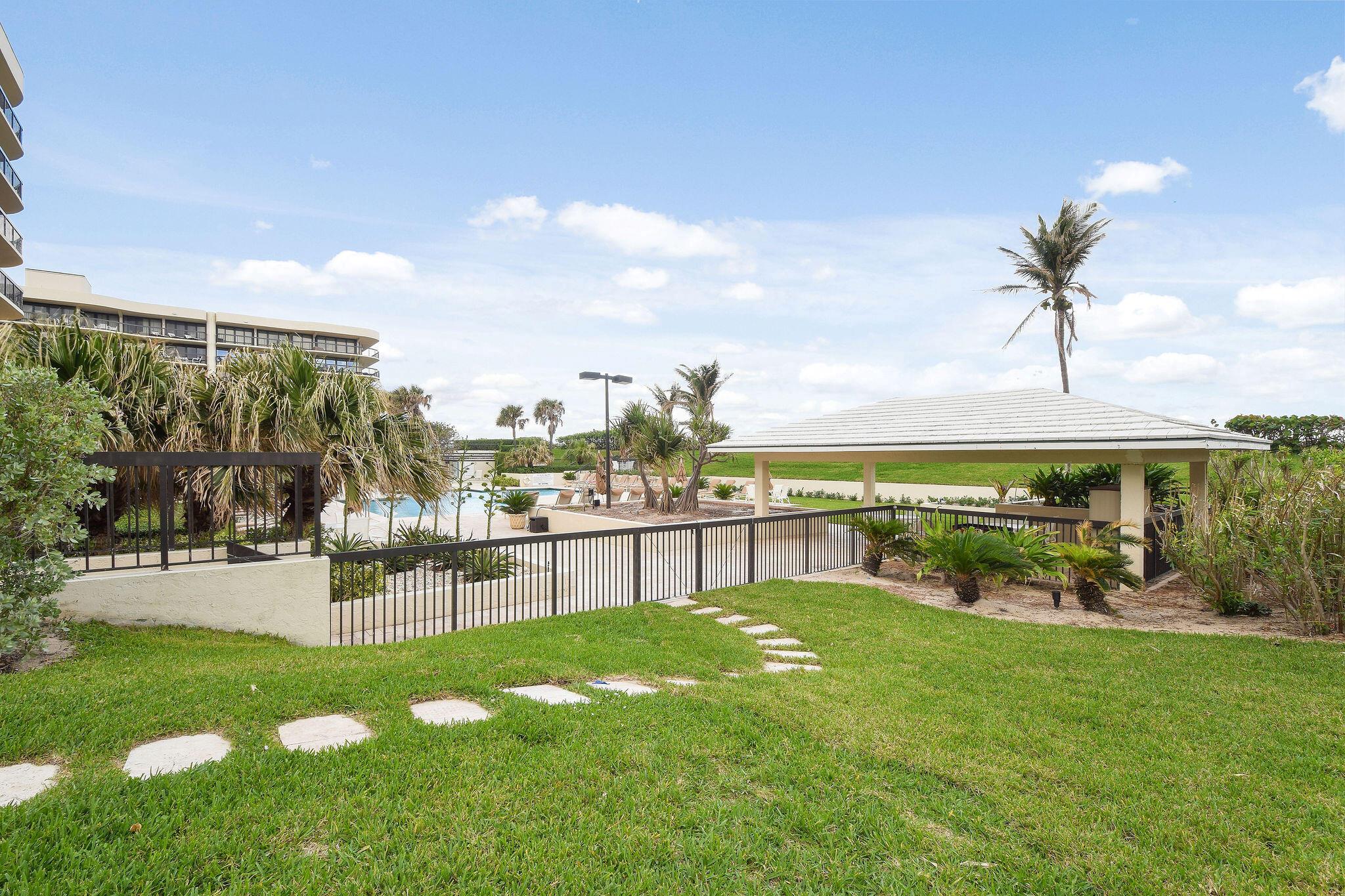 HALCYON OF PALM BEACH - Residential Lease