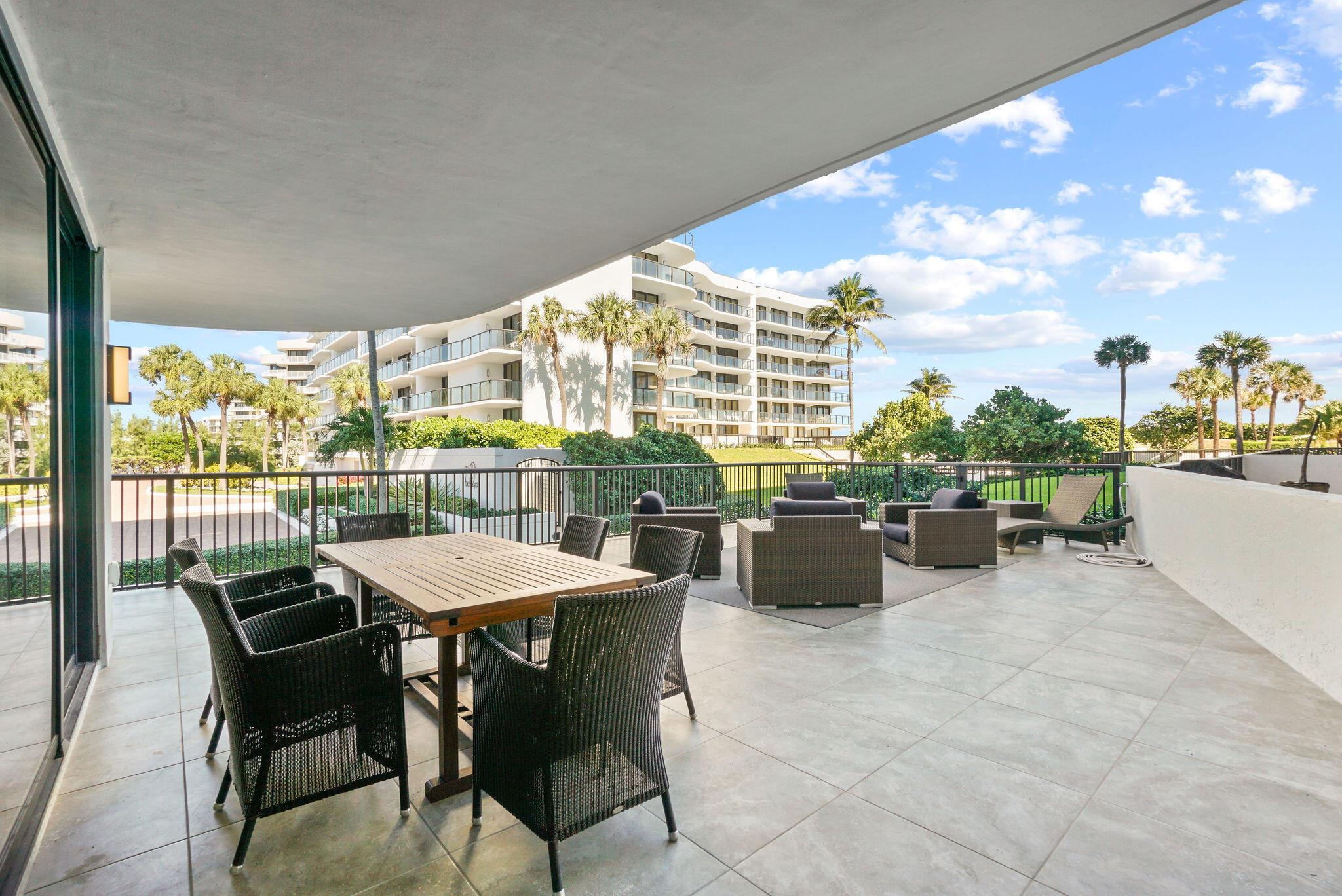 HALCYON OF PALM BEACH - Residential Lease
