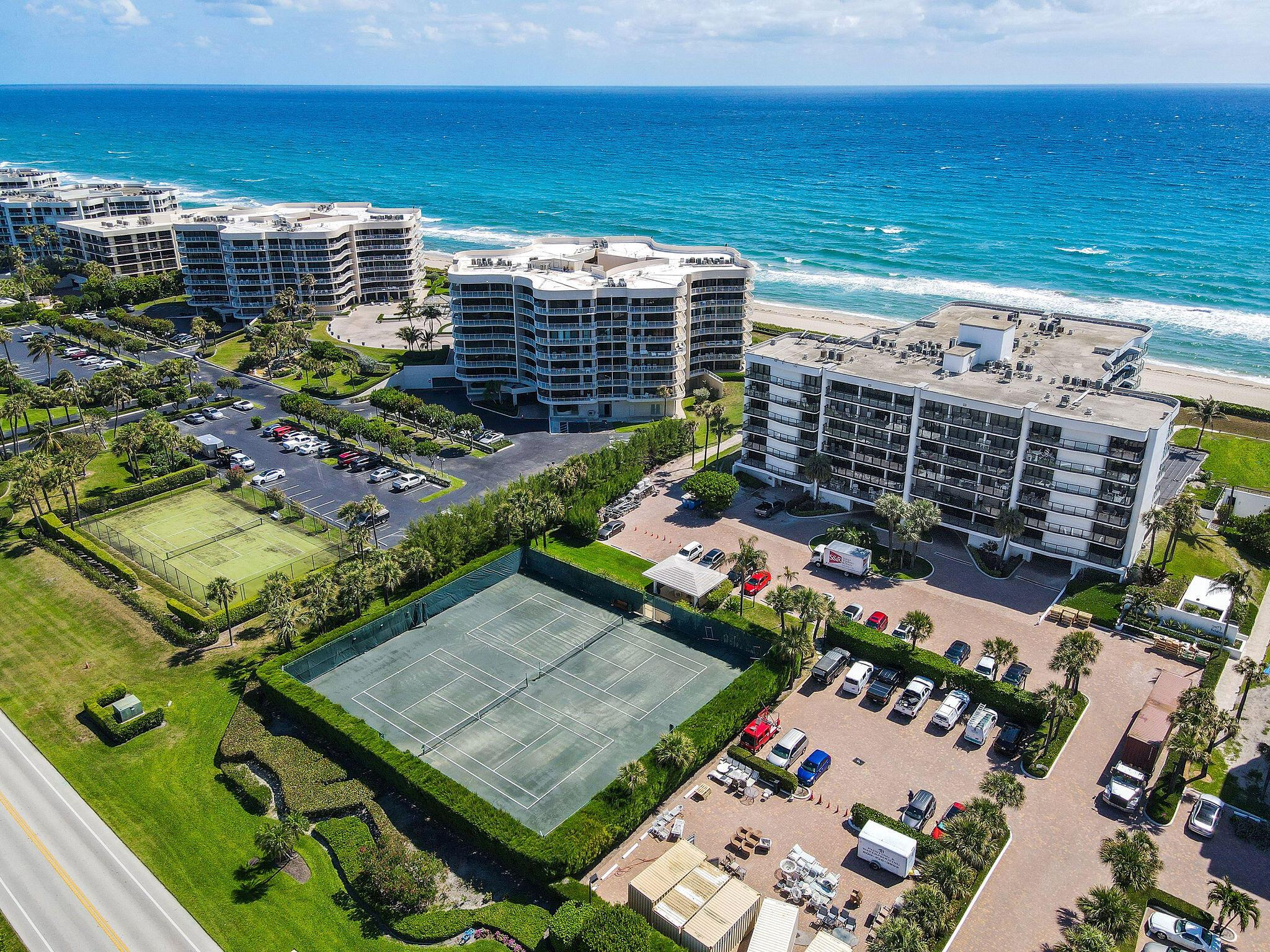 HALCYON OF PALM BEACH - Residential Lease