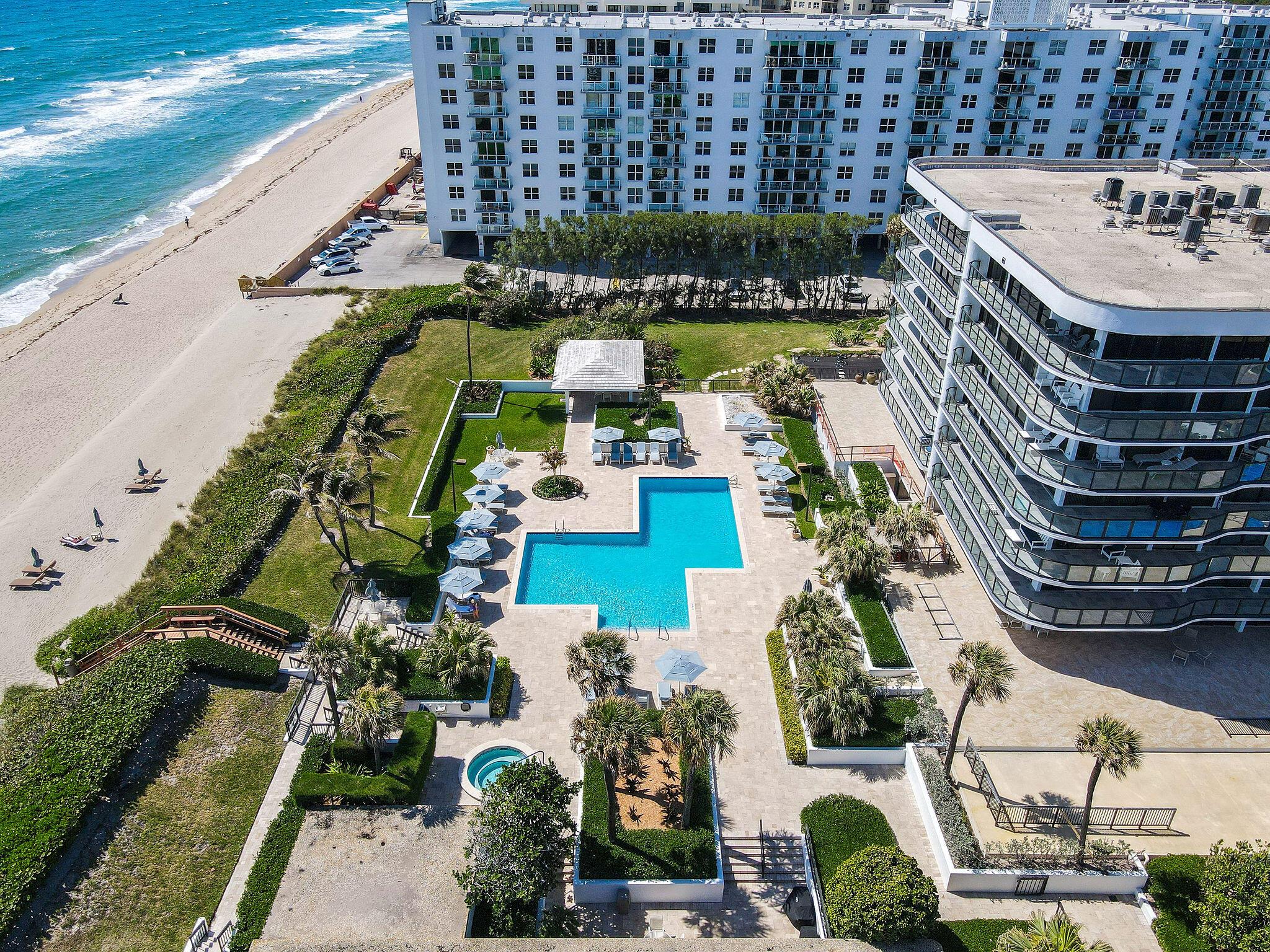HALCYON OF PALM BEACH - Residential Lease