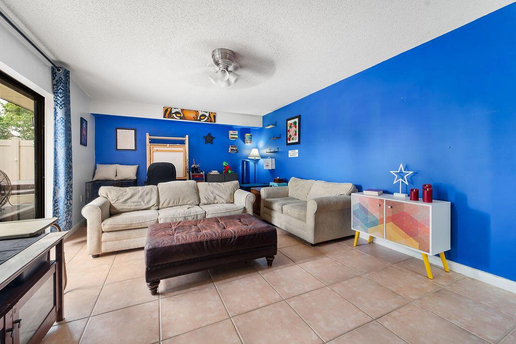 Heritage Village of P B Lakes - Residential