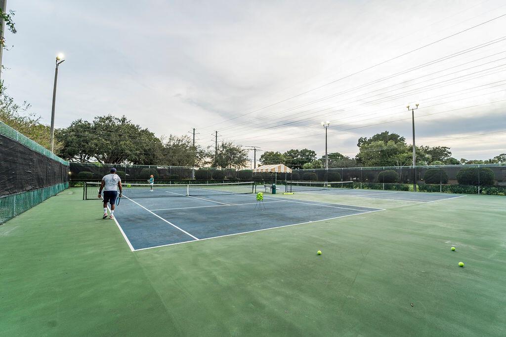 Heritage Village of P B Lakes - Residential