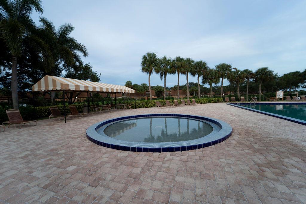 Heritage Village of P B Lakes - Residential