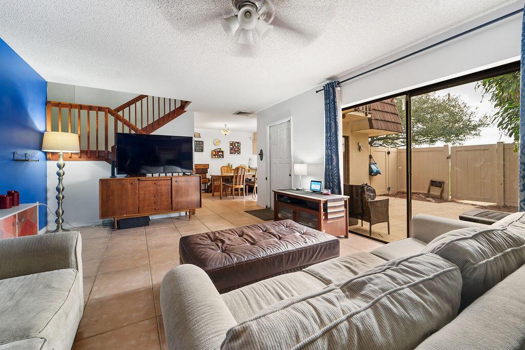 Heritage Village of P B Lakes - Residential