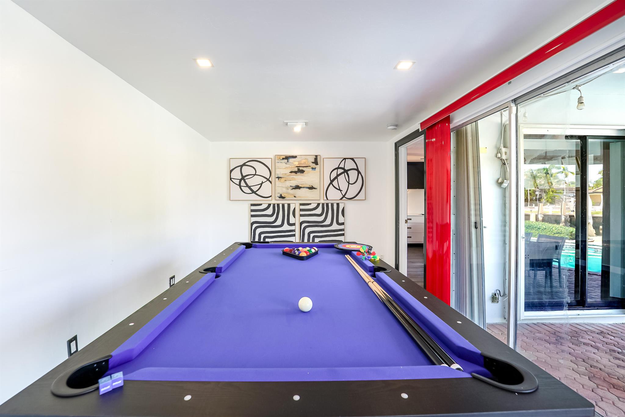 CORAL KEY VILLAS 5TH SEC - Residential Lease