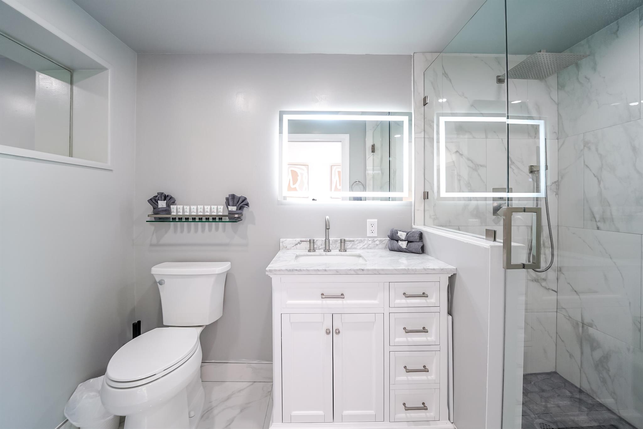 CORAL KEY VILLAS 5TH SEC - Residential Lease